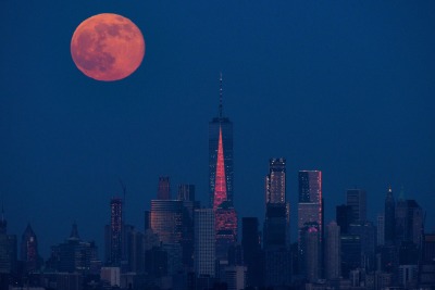 05-NY-MoonriseManhatan