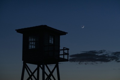 47_nightsky_guardtower_SSH2272