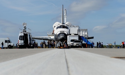 US-SPACE-SHUTTLE-DISCOVERY