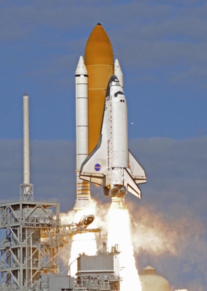 US-SPACE-SHUTTLE-ATLANTIS