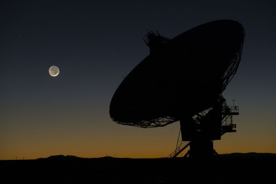 NM_VLA-moon